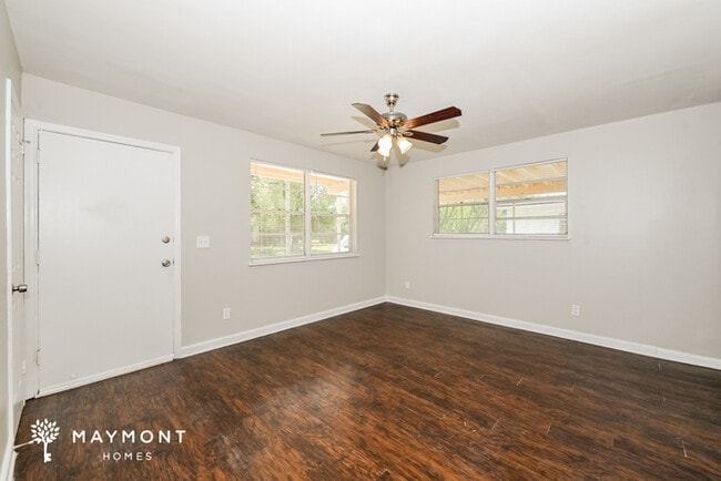 Building Photo - 3938 Peter Rabbit Dr