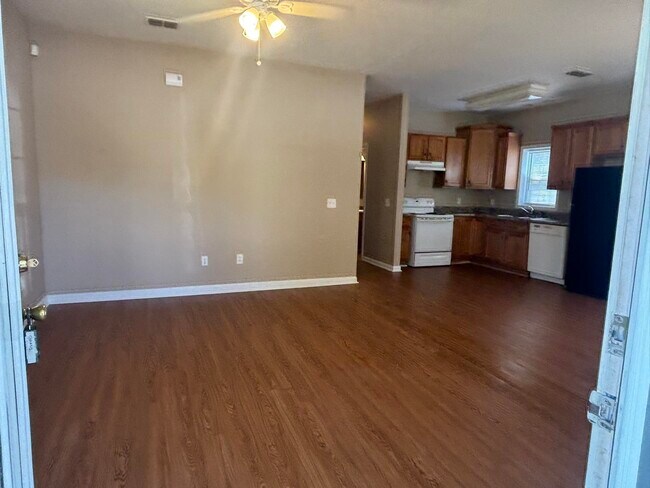 Foto del edificio - 2757 Kennedy Dr