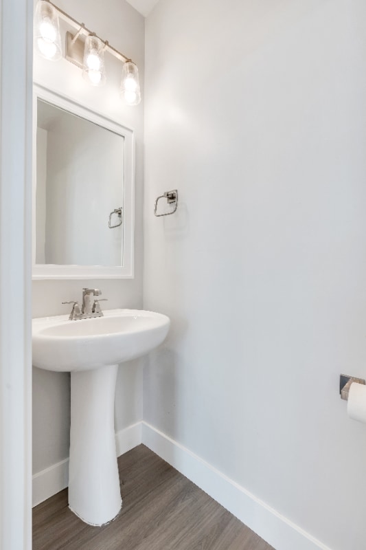 Foto del edificio - 39 Baker Spg Cv