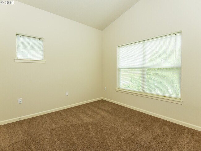 Building Photo - 22804 SW Forest Creek Dr