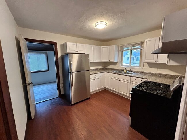 Building Photo - 7116 Lamont Dr