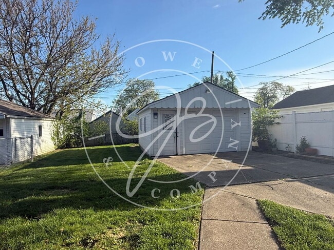 Building Photo - "Charming 3-Bedroom Home in Toledo with Spacious 1162 Sq. Ft. Layout – Your Perfect Retreat Awaits!"