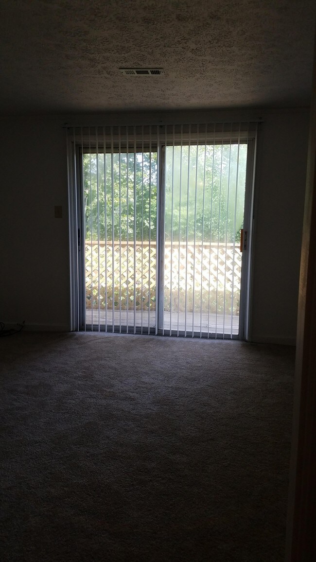 Sala de estar - Patriot of Brenmick (FKA Brenmick)