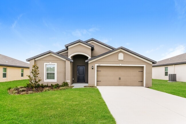 Building Photo - 1367 Swan Lake Cir