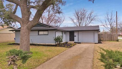 Building Photo - 13333 Challaburton Dr