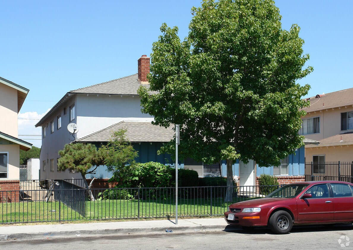 Building Photo - 401 Cuesta Del Mar Dr