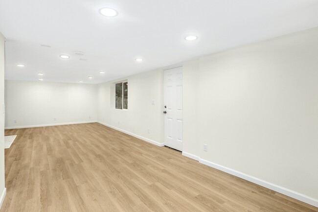 Entryway - 24116 102nd Pl W