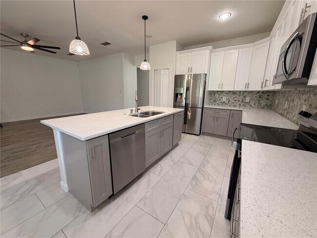 Foto del edificio - 2347 Crosston Cir