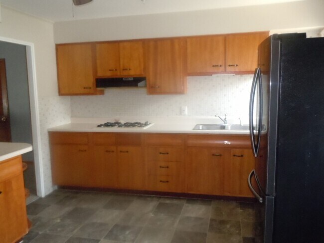 Building Photo - 1417 Ladd Ave