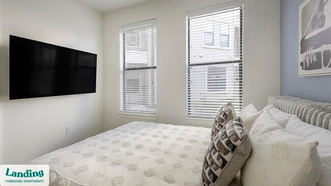 Foto del edificio - 5275 Town and Country Blvd