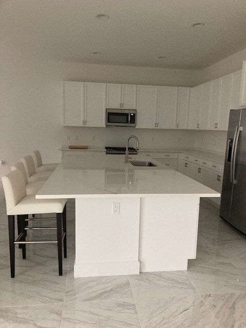 Foto del edificio - 20223 Ainsley St