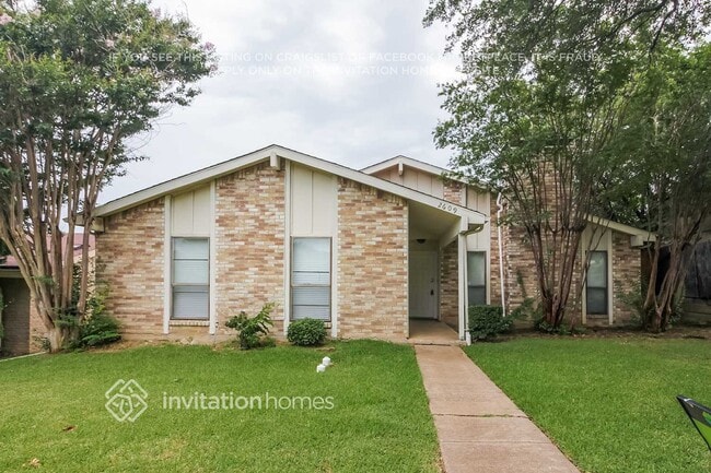 Building Photo - 2609 Renwick Dr