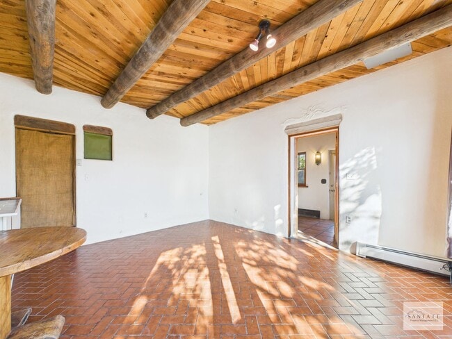 Building Photo - 10 Metate Way