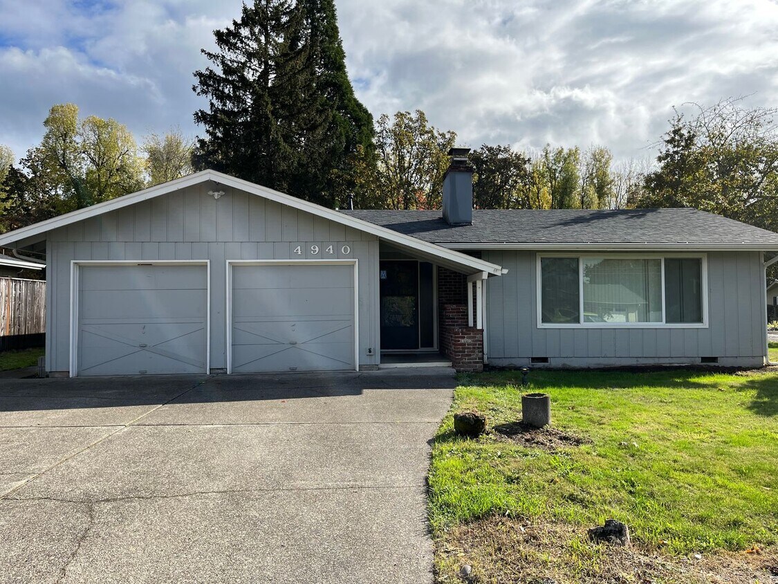 Primary Photo - 3 Bedroom Home In Oatfield neighborhood, M...