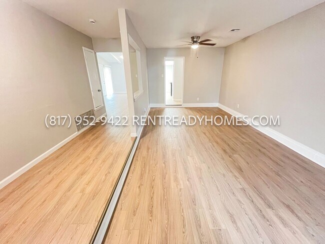 Foto del edificio - 9526 Millers Ridge