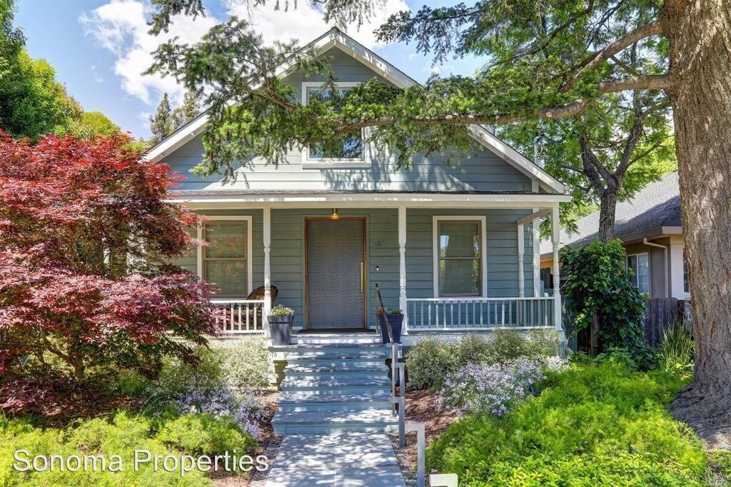 Primary Photo - 2 br, 2.5 bath House - 116 Chase Street