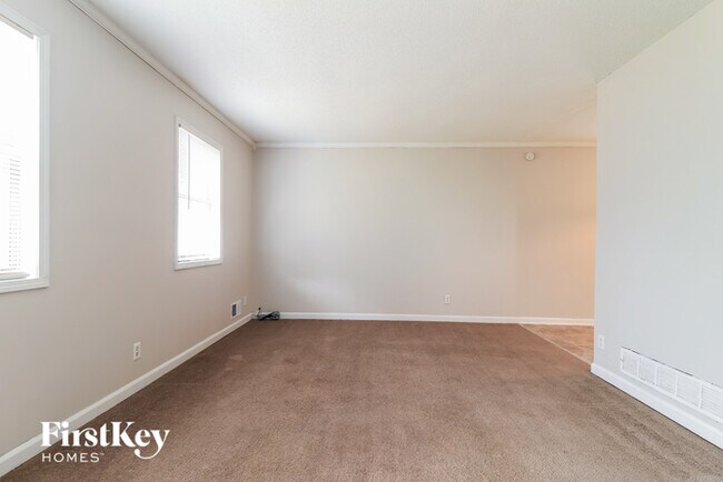 Foto del edificio - 2607 John Petree Rd