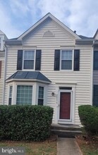 Building Photo - 46858 Lawnes Creek Terrace
