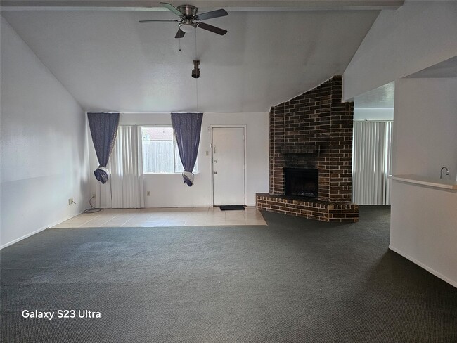 Building Photo - 1322 Fieldstone Dr