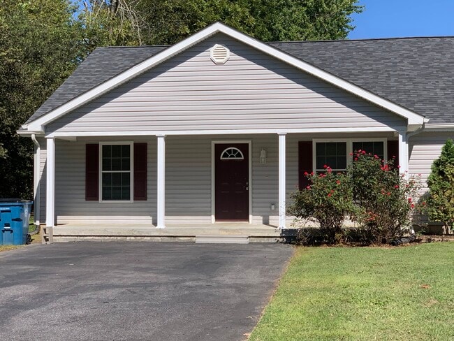 Building Photo - 7311 Annie Ln