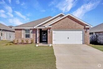 Building Photo - 1010 Limpkin St