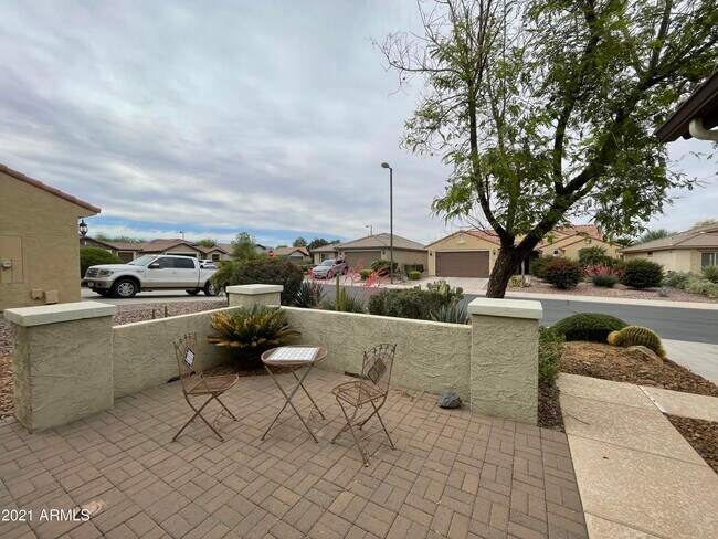 Building Photo - 6766 W Noble Prairie Way