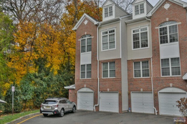 Foto del edificio - 1 Ashley Ct