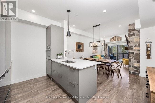 Building Photo - 16 Beckwith Ln