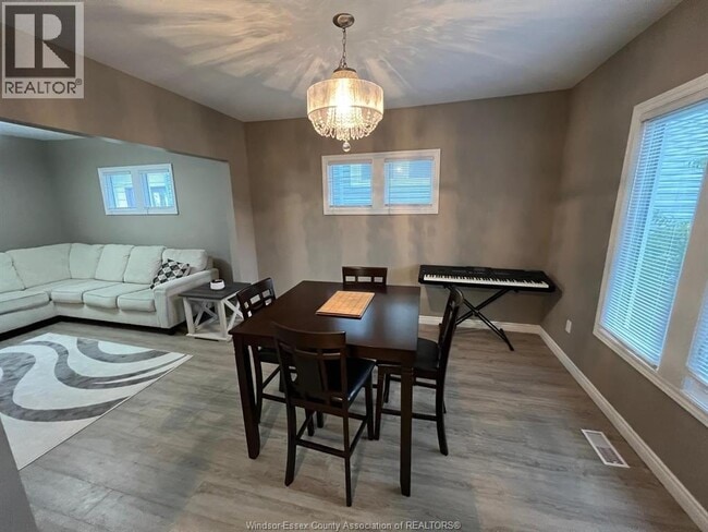 Photo du bâtiment - 969 Moy Ave