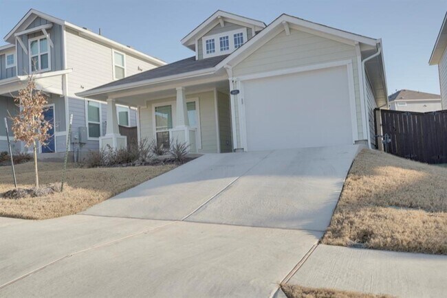 Building Photo - 5621 Respinto Dr
