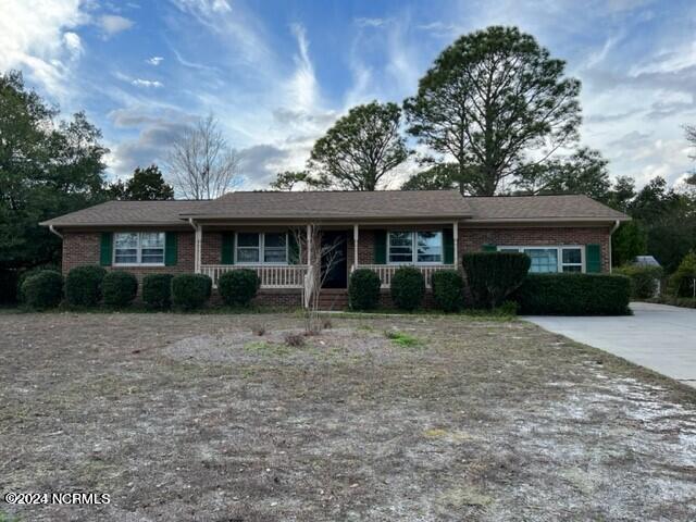 Primary Photo - 209 Shamrock Dr