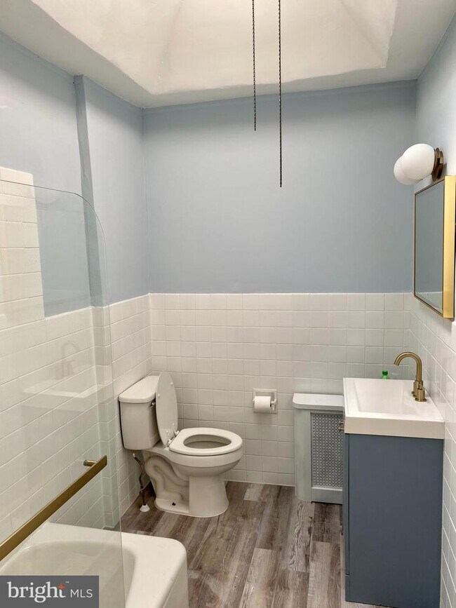 Foto del edificio - 2424 Mifflin St