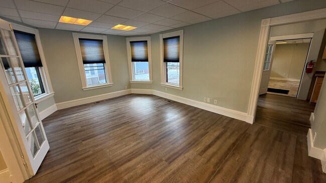 Foto del edificio - 36 Wakefield St