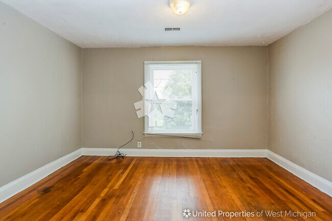 Foto del edificio - 29 Putnam St SW