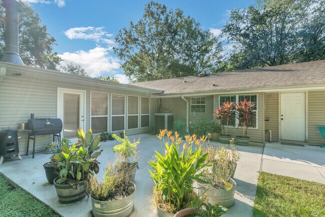 Foto del edificio - 59267 N Pearl Dr