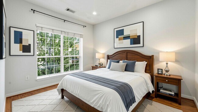 Foto del edificio - 4551 Strutfield Ln