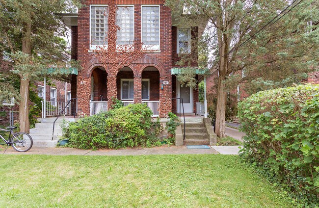 Building Photo - 1856 Shaw Ave