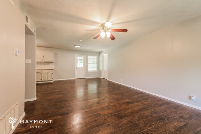 Foto del edificio - 506 E Hickory St