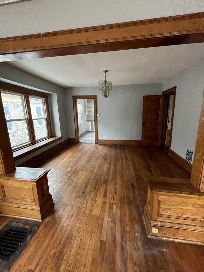 Foto del edificio - 162-164 Fernwood Ave