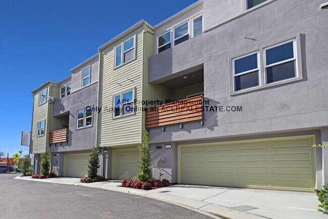 Building Photo - Unlock the Secret to Luxury Living in This...