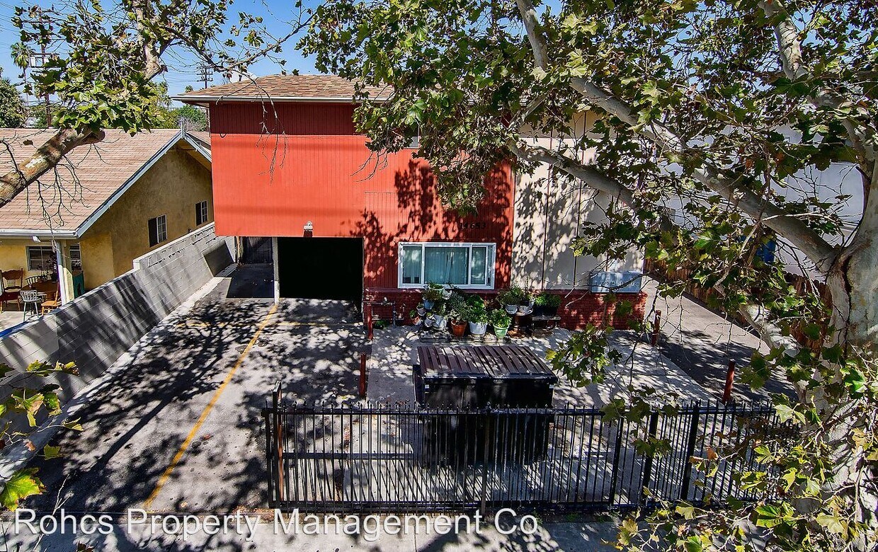 Primary Photo - 14653 Calvert St