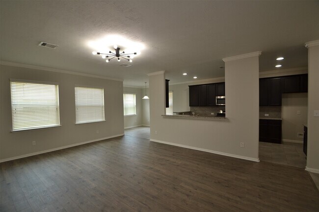 Foto del edificio - 15122 Glazed Branch Dr