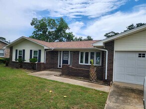 Building Photo - 7970 La Nain Dr