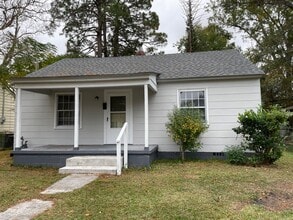 Building Photo - 1007 Neuse Ave
