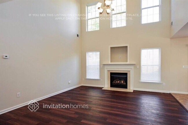 Foto del edificio - 416 Riverwalk Dr NW