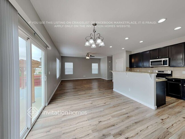 Foto del edificio - 9455 Brisco Ct