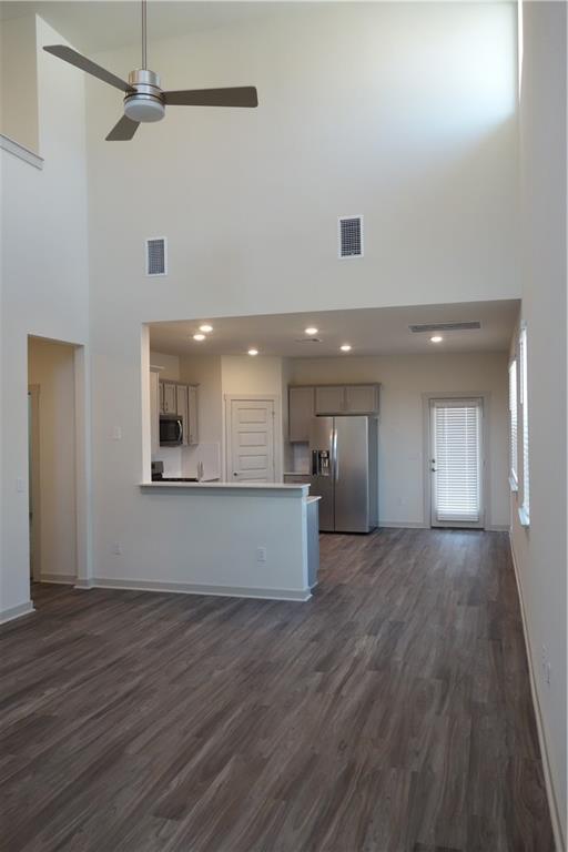Building Photo - 7701 Jacobean WY