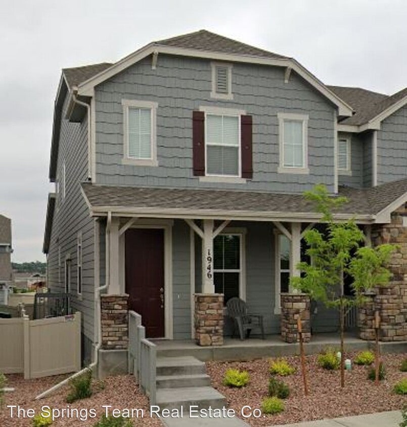 3 br, 2.5 bath House 1946 Lambourne St House Rental in Colorado