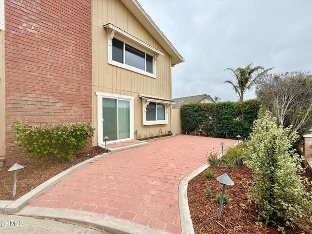 Foto del edificio - 5241 Beachcomber St