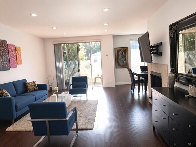 Sala de estar - 10671 Holman Ave